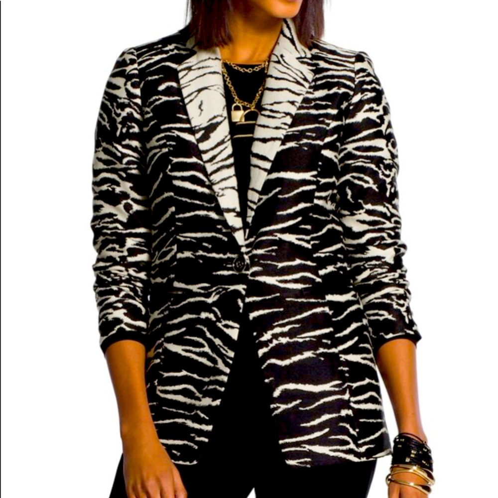 Chico’s Zebra striped blazer NWT